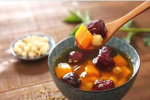 常吃|煮南瓜加一宝，女性常吃，清肠排毒，便秘好了，赘肉悄悄溜走！