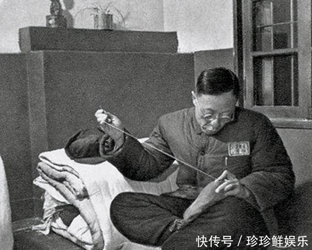 回忆|溥仪回忆第一次服侍人：倒了水端给苏联士兵，怕有毒自己喝第一杯