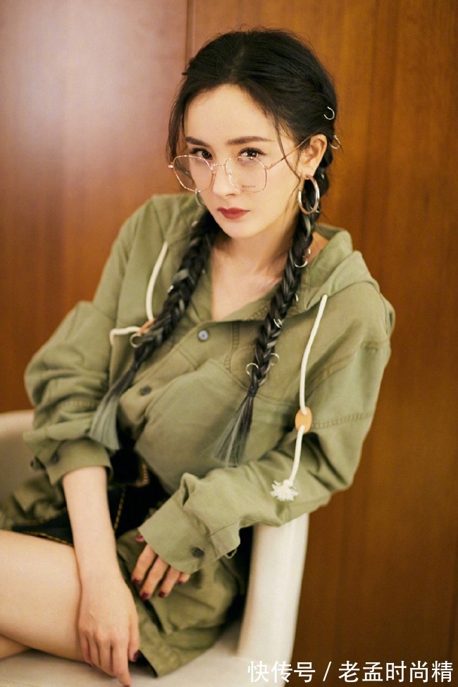 发带|小饰品如何搭出优雅气质?这些搭配方法可以看看