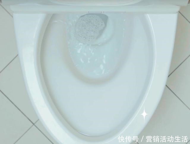 泡沫|9个实用型清洁小技巧,学会了能少干很多家务活,家里干干净净的!