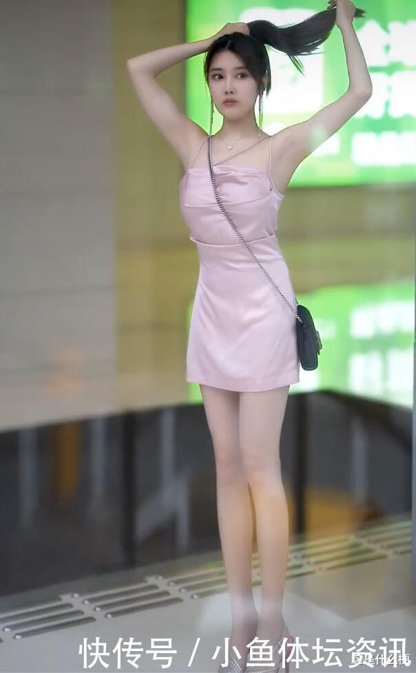 甜而不腻|真丝裙让妹子走在时尚前沿,效果甜而不腻