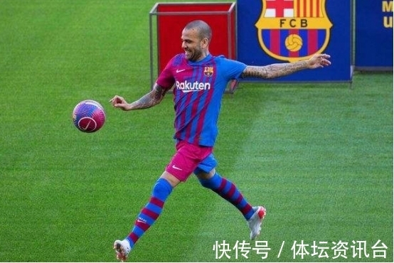 拉波尔塔|巴萨功勋后卫回归，拉波尔塔隔空喊话梅西，直言希望未来回归