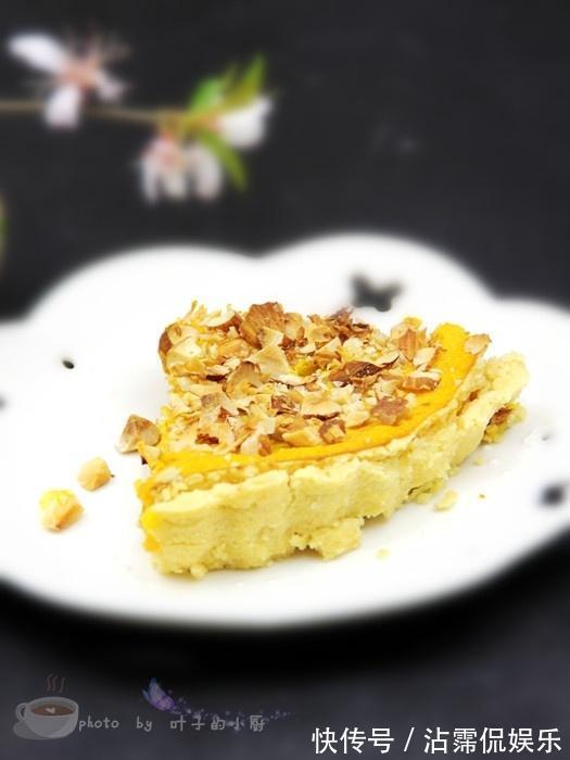 南瓜吃了几十年，第一次如此做，比蛋糕好吃10倍！女儿打100分！