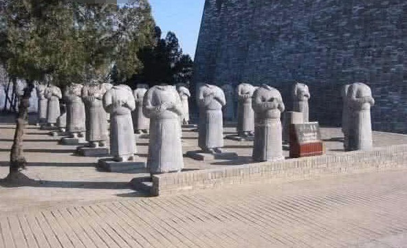 解开|武则天墓前的61个石头人为何无头?千年谜团却被2个种地老农解开