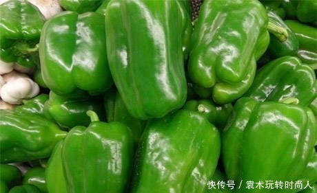 青椒还|看到这3种青椒不要买,菜农都是打了激素的,皮厚还又没营养!