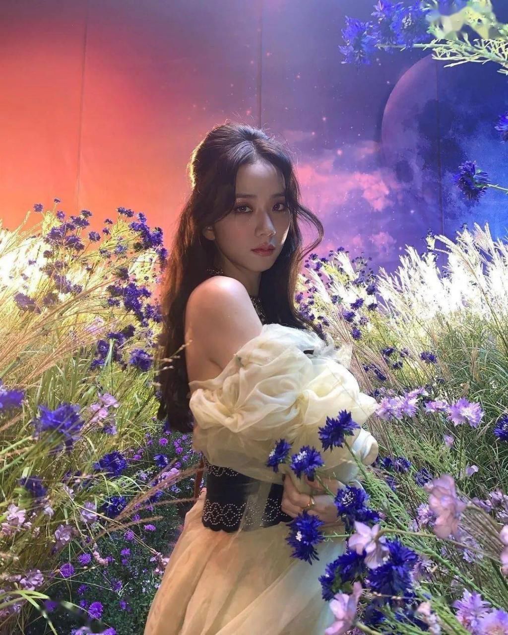 脸小|不同脸型怎么选刘海？这几款“整容级瘦脸”刘海，剪完就能脸小一圈！