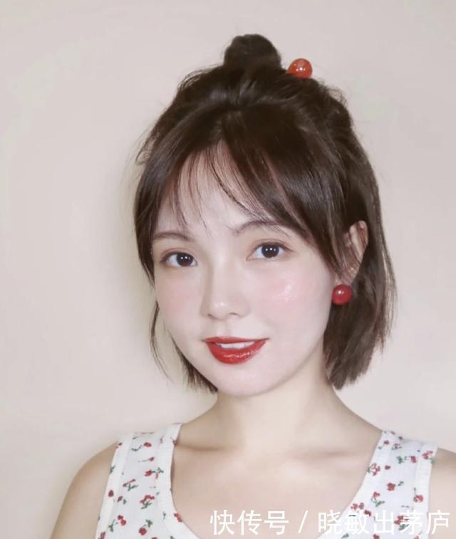 女性|扎马尾已经过时了今年,流行这四种“扎头发”时尚减龄依旧显小脸