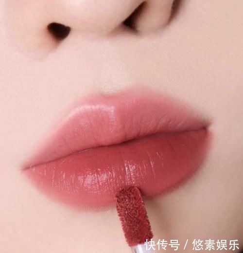 色号 扔掉老气的土色口红吧!今年“茶色”才是流行,涂上够美一个冬天