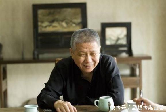 硬鞭$马未都:我有一件明代“竹节鞭”,体量大分量足,我这岁数抡不动