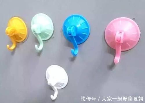 落地声|吸盘挂钩老是掉怎么办刚知道一个窍门,就像钉在墙上一样结实