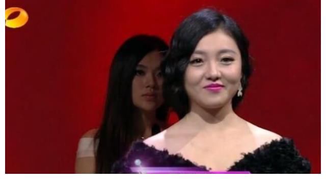 她在“非誠勿擾”站了五年，亮燈無數(shù)從不牽手，最后被孟非請下臺