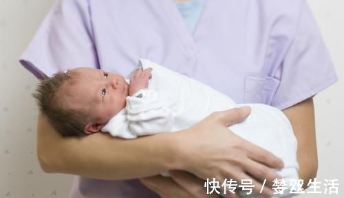 睡眠质量|宝宝睡觉哼唧、瞪腿、总憋气?妈妈别慌,多半是这个原因导致