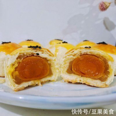 蛋黄酥|灿如金牌の蛋黄酥 酥到掉渣