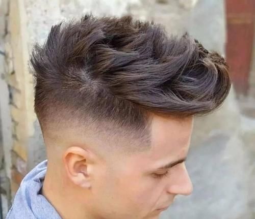 寸头 与颜值无关,让女生脸红心跳的5款男生发型!