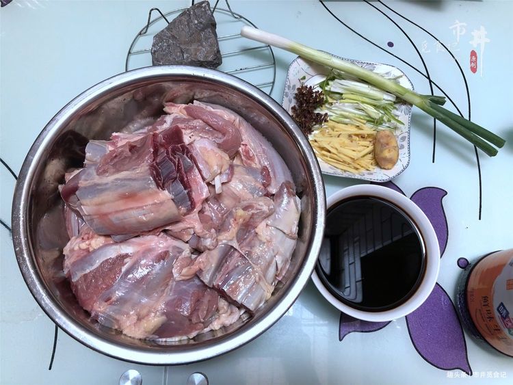 牛肉|卤牛肉时，记住“1腌2泡”的窍门，牛肉不柴不腥，好吃缩水少