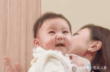 食管|宝宝常干呕,吐奶有可能是胃食管反流!