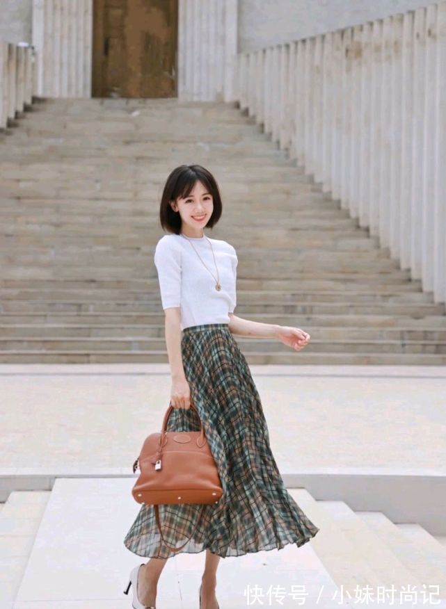 感觉|想要让别人有怦然心动的感觉,就要学会打扮自己,穿对了是关键