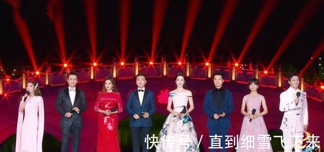 夺冠|央视七夕晚会收视夺冠,8人主持团撑场面,《人民日报》点赞周深