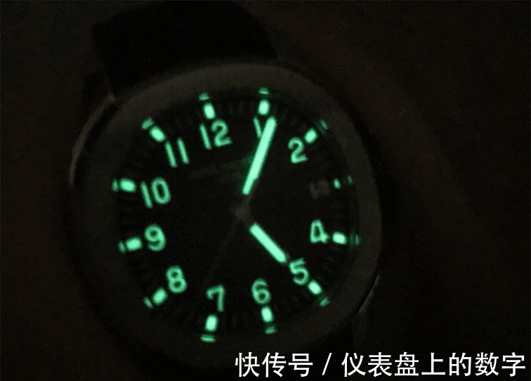 江诗丹顿 30岁男人玩表记朋友向我炫表,直接反手嘲讽,拿下百达翡丽手雷!