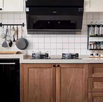 罐罐|听我一句劝:厨房别再摆瓶瓶罐罐,学她家这样做,美观方便还不贵