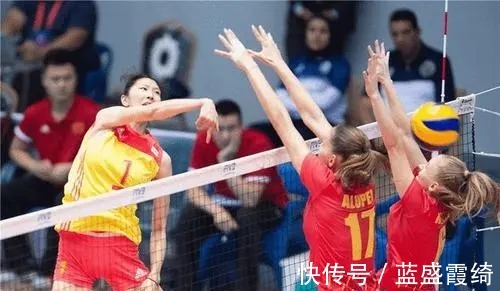 中国女排|女排新帅上任三把火,丁霞刘晏含是否该保留朱婷李盈莹谁为核心!