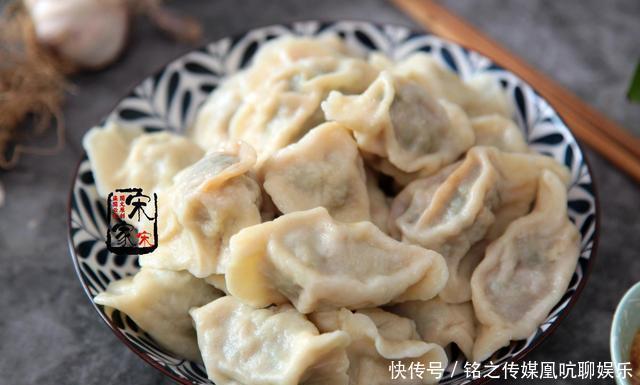 夏天吃饺子，韭菜靠边站，这菜鲜美养胃又水嫩，应该多吃