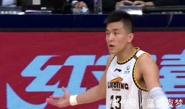 杨鸣|郭艾伦连吃两T被驱逐,会被追加禁赛吗两大细节表明有可能升级!