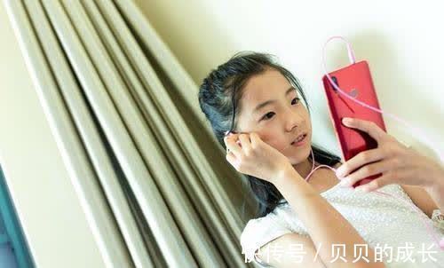 颈椎病|孩子一年来一直做一件事,妈妈发现后立刻送医,医生却说:来晚了