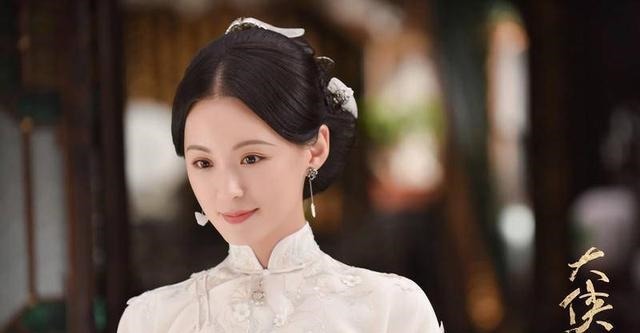 王氏|大侠霍元甲她美貌与智慧并存,曾遭霍元甲嫌弃,却得荣先生爱慕