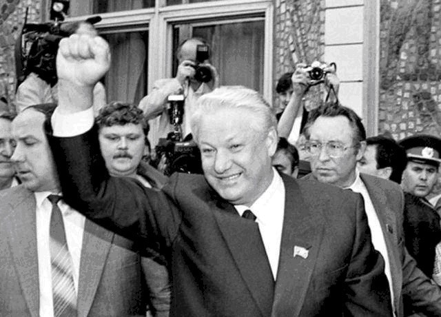 唾弃|最被唾弃的群体,带头解体苏联,却至今掌握巨额财富