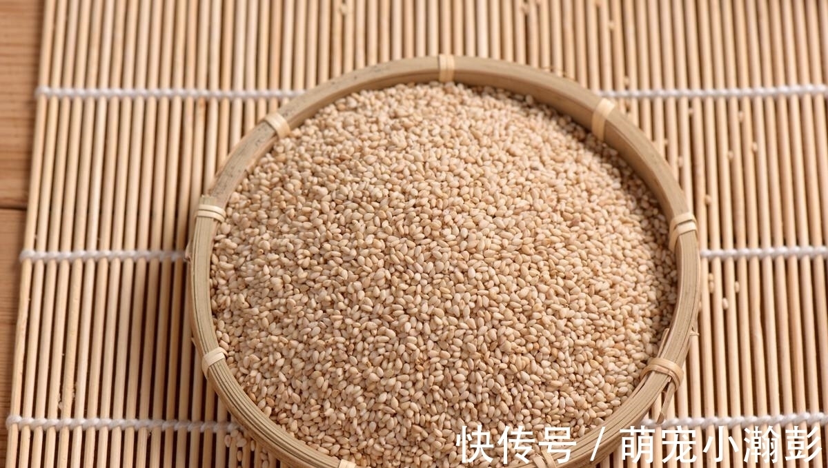 芝麻香油不用出去买了，10块钱在家做2瓶，香味浓郁无添加