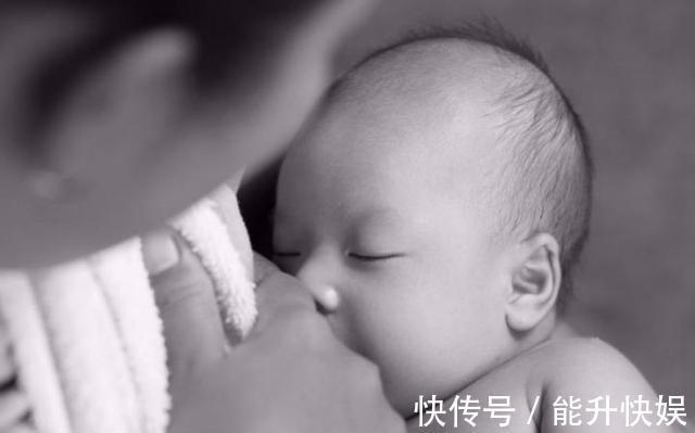 喂养|盲目坚持母乳喂养,却让宝宝活活饿死!奶粉真的那么差吗