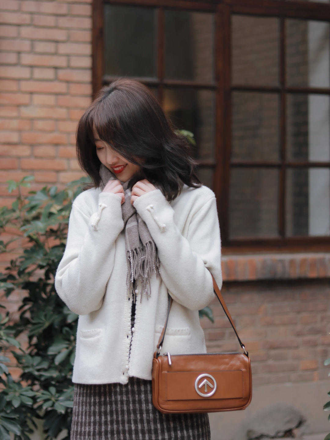 衣服|秋冬衣服别乱买,这几款才是时尚新宠,轻松穿出高级感