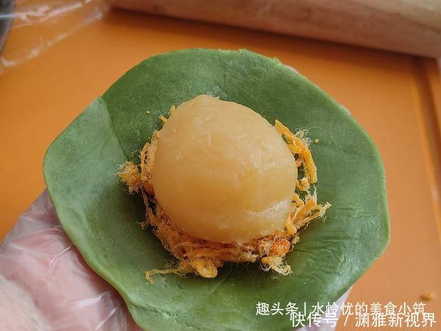 高颜|抹茶绿豆酥的详细做法,高颜又好看,中秋快到了是不是做点呢