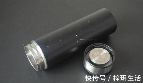 家里有保温杯的要留意, 我也是刚知道, 看完抓紧告诉家里人还不迟