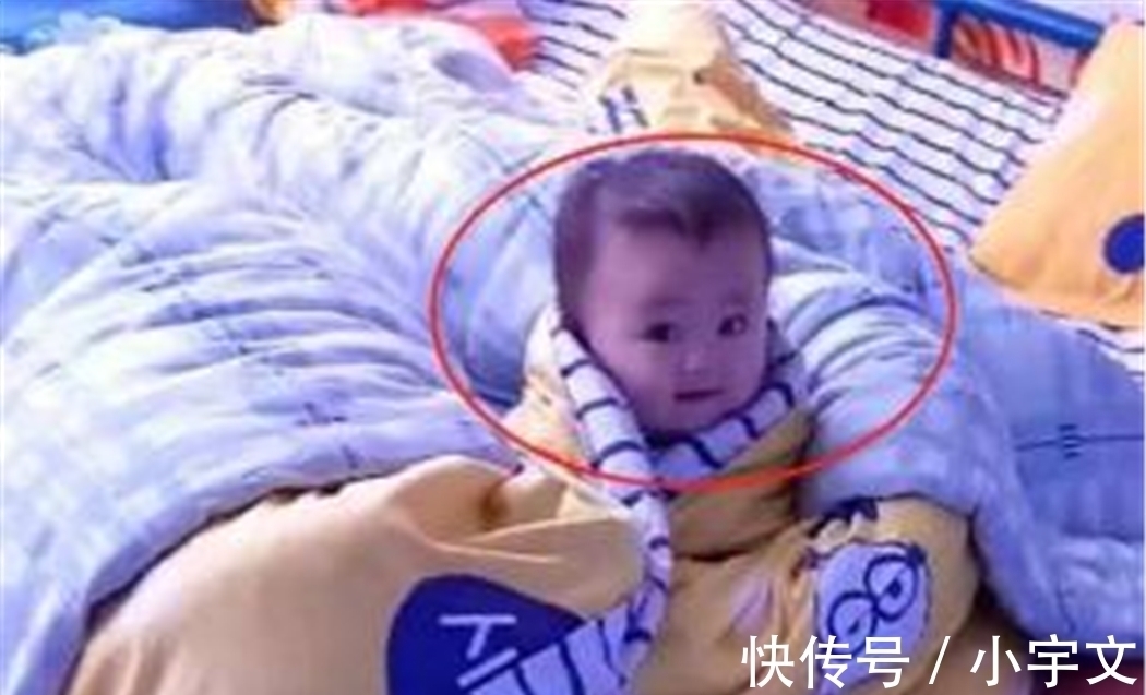 生气极|宝宝终于睡着,妈妈“抢时间”干活,回来后看到娃的表情,泪目了