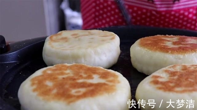 干面粉|发面饼最好吃的做法,不揉面不擀面,香甜松软凉了也不硬