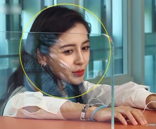 電流|跑男玩游戲有多狠?鄧紫棋被電擊到口水直流,楊穎尖叫皺紋藏不住