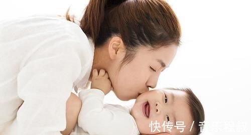 童年记忆|两个月宝宝就能交流?连医生都被萌化了,别忽略娃的感知能力