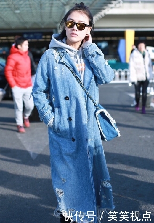 冬日大衣怎么穿才好看？遇上休闲卫衣，将减龄范一览无余