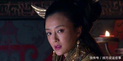 吕后|萧何助吕后杀了韩信，设宴庆贺，此人却穿丧服赴宴你大祸临头了