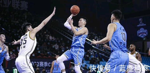 李春江|CBA排名大乱!辽宁连胜稳居榜首,山东失颜面,李春江复仇返前三!