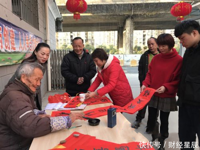 医生|70岁老人餐餐吃肉,肝内却无多余脂肪,医生:3件事帮大忙