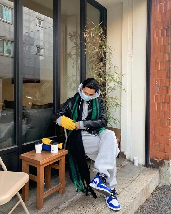 今夏令人上瘾的“校服”套装