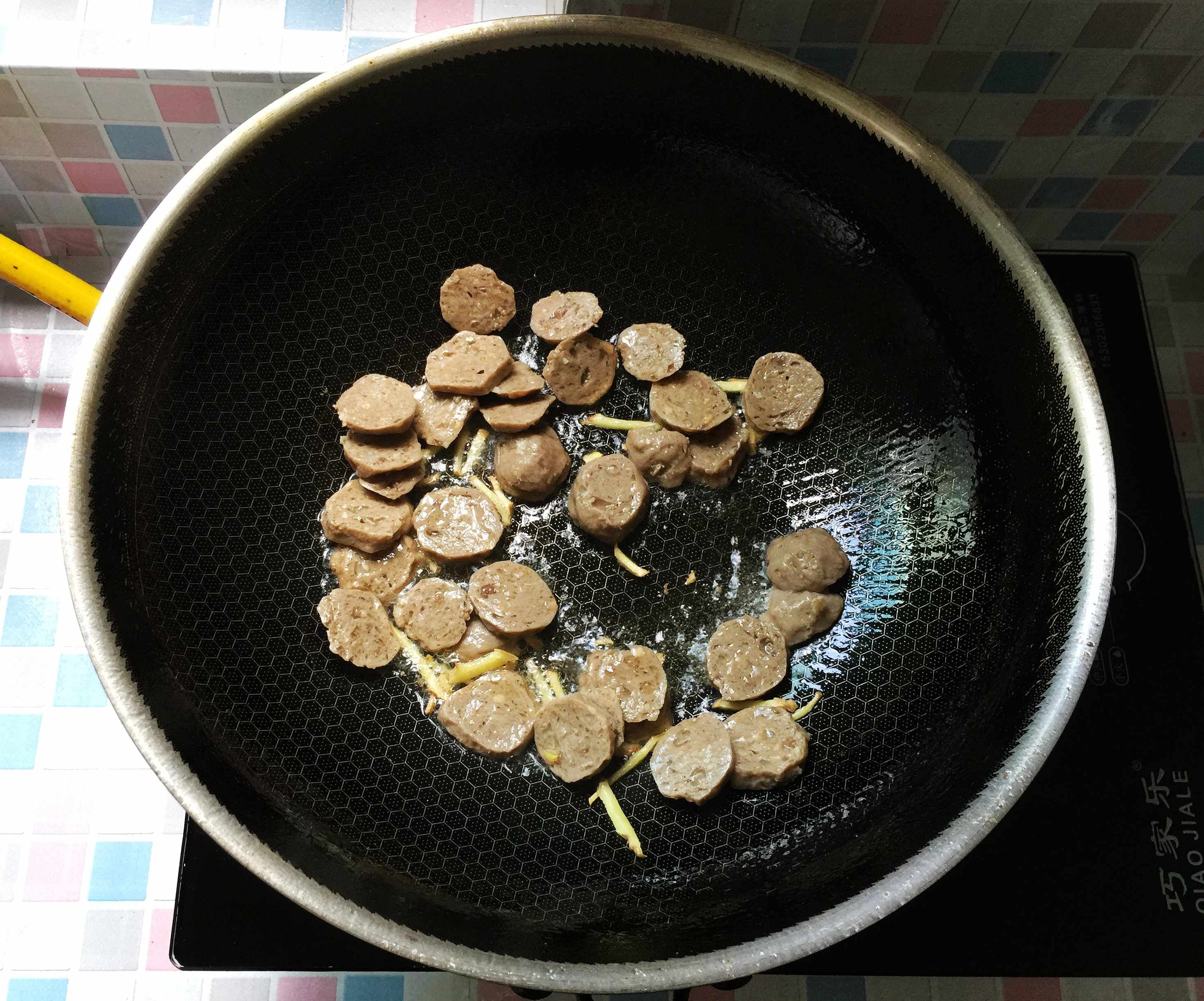  条腿|我家冬天常吃的菜，菜汤一锅10分钟上桌，鲜美营养，暖胃不怕冷