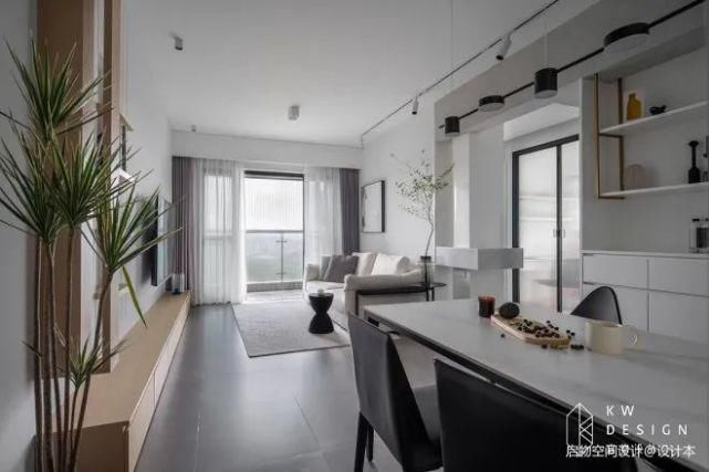 榻榻米|76㎡小三居,经典黑白灰+飘窗榻榻米,从玄关美到卧室