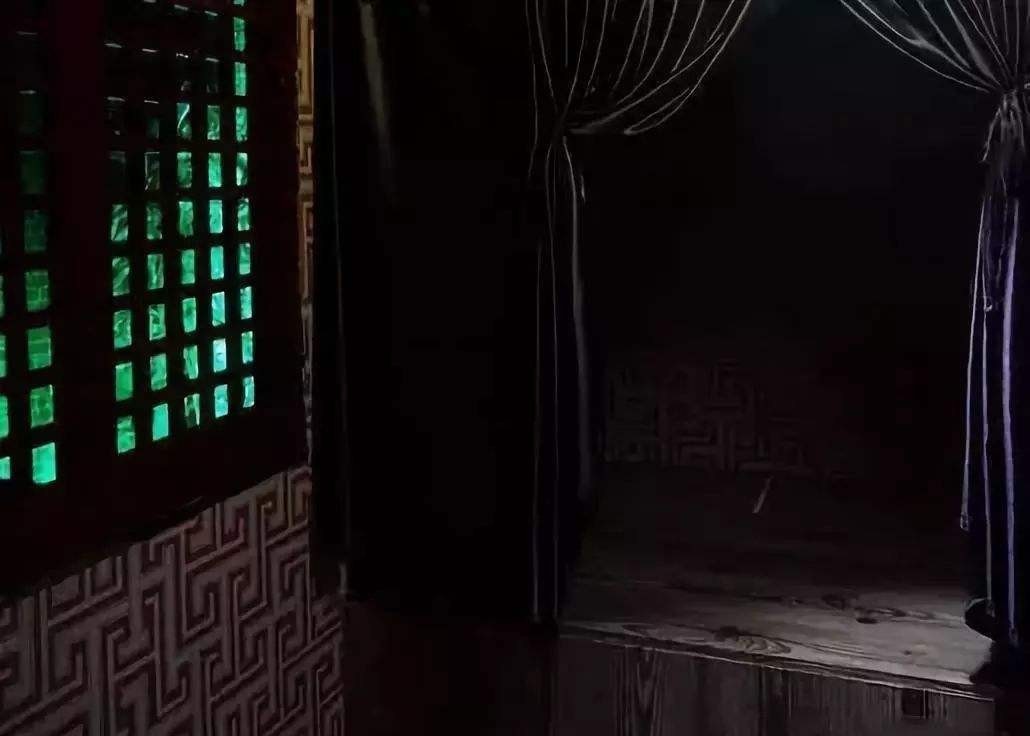 打入冷宫|冷宫为何不对外开放?嫔妃被打入冷宫又有多凄惨?