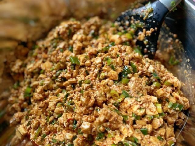 椒粉|八月蒸包子,试试这种馅儿,低脂高钙营养丰富,比肉馅还要香