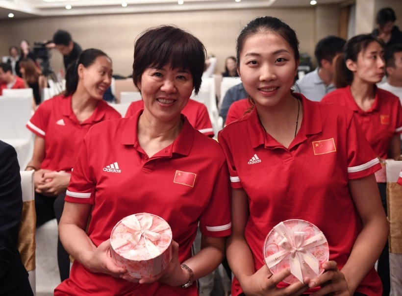 女排|郎平或再出手！女排2米女神迎留洋契机，归来后有望成世界巨星