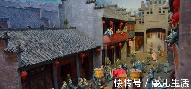 状元|因相貌丑陋，皇上将状元给了别人，最后他起义推翻王朝！